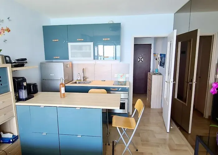 Apartment Evasion Bleue *